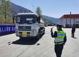 手持執法終端助力執法人員打造以智能為基礎的執法隊伍！